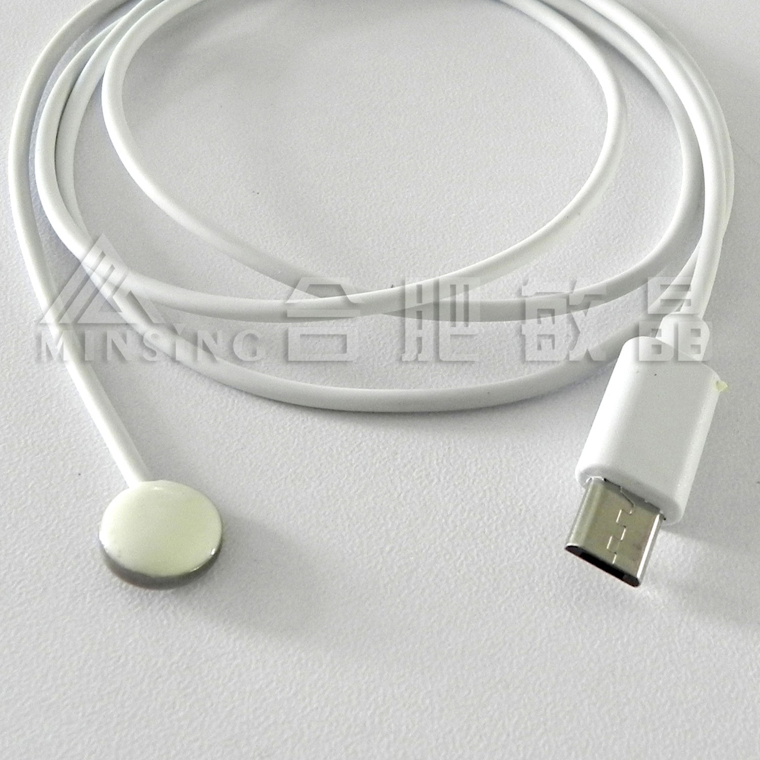 Medical temperature sensors with micro USB port