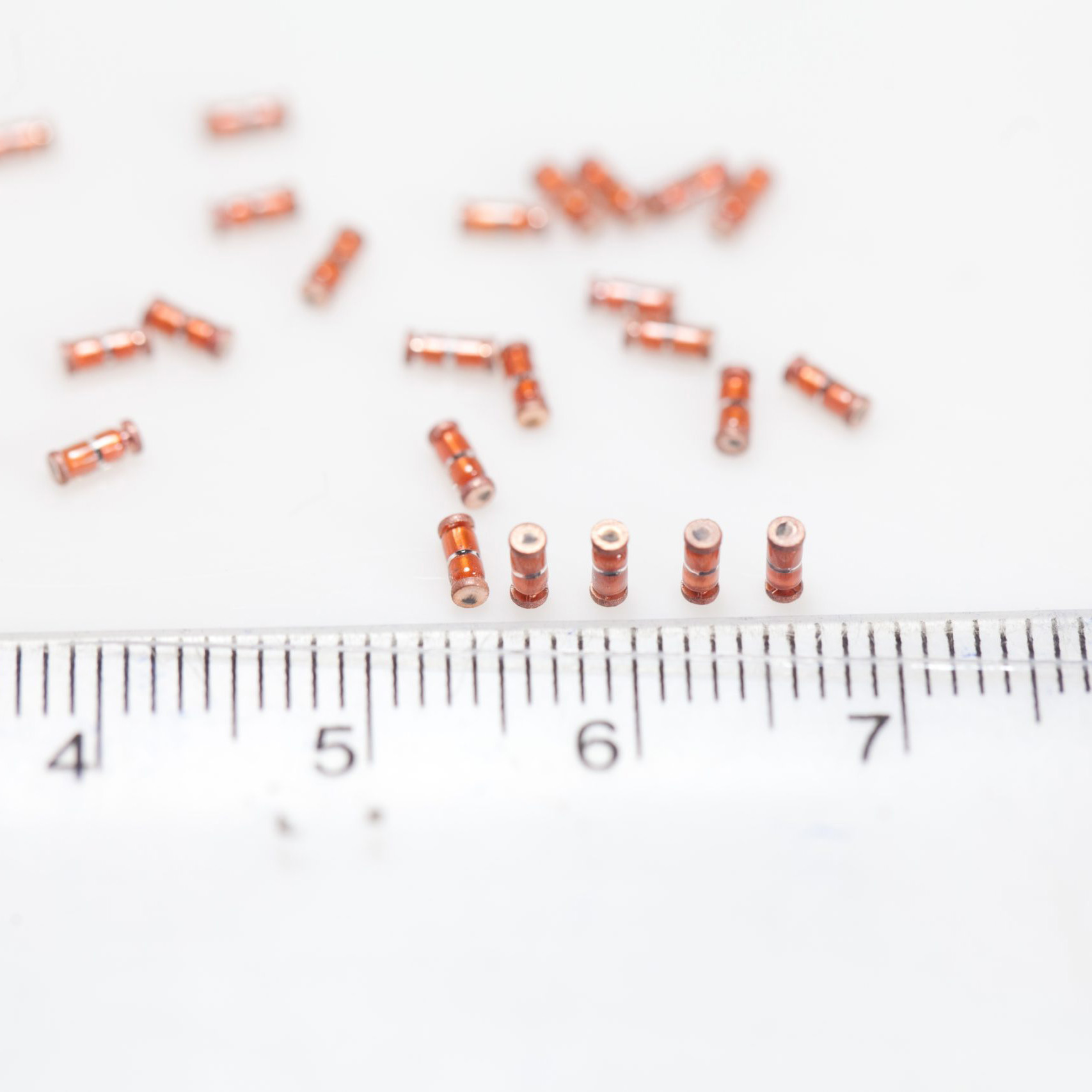 Miniature Design Glass Encapsulated NTC Thermistor For SMT Automatic Installation