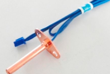 The core advantages of automotive NTC temperature sensor in automotive temperature control